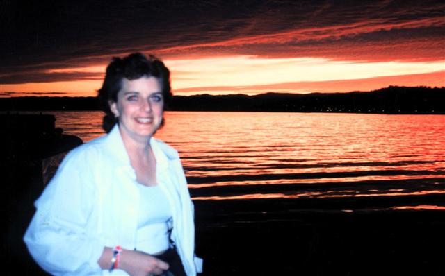Out of focus but nice all the same. Morning after a Devotion party.jpg 32.3K